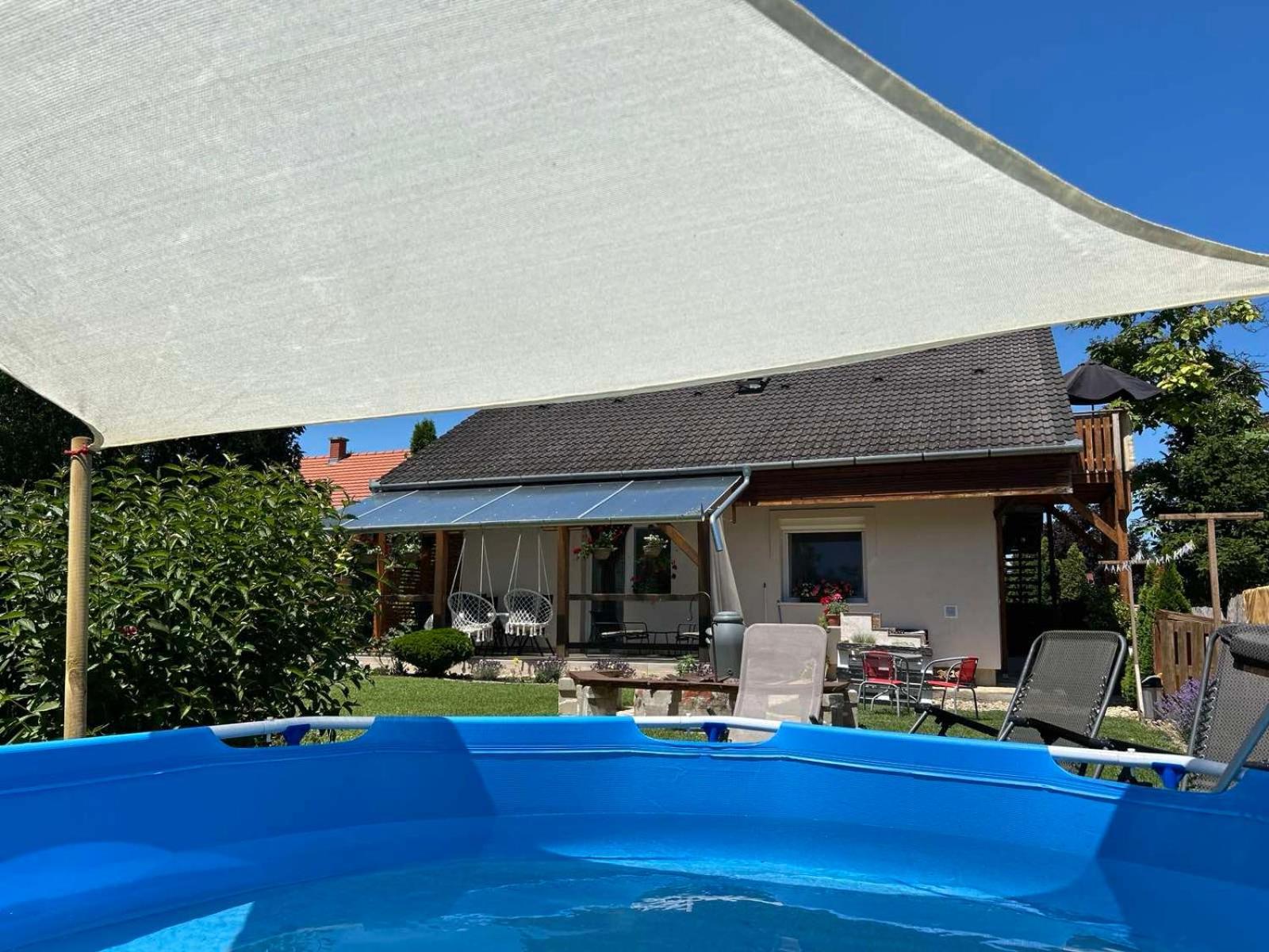Levendula Vendeghaz Villa บาลาตอนเฟิลด์วาร์ ภายนอก รูปภาพ